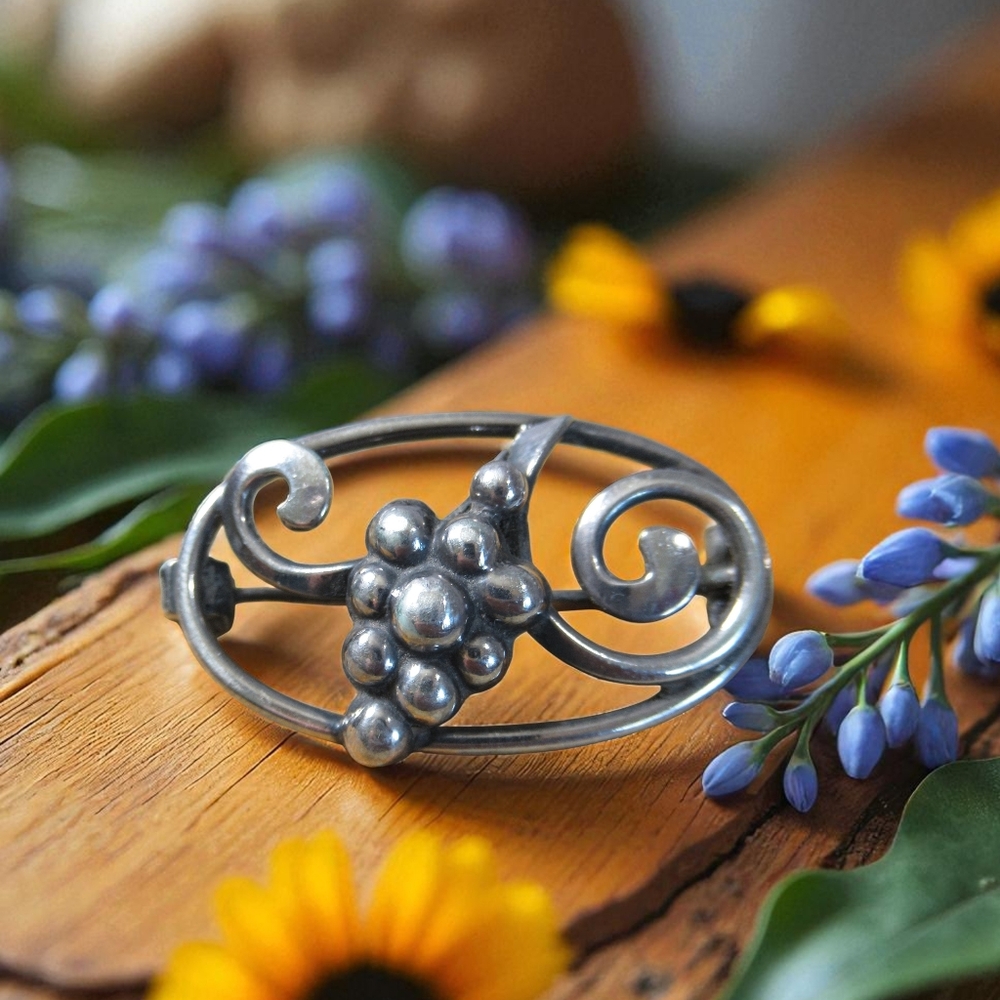 Sterling Silver HOPS Brooch, Modernist Botanical
